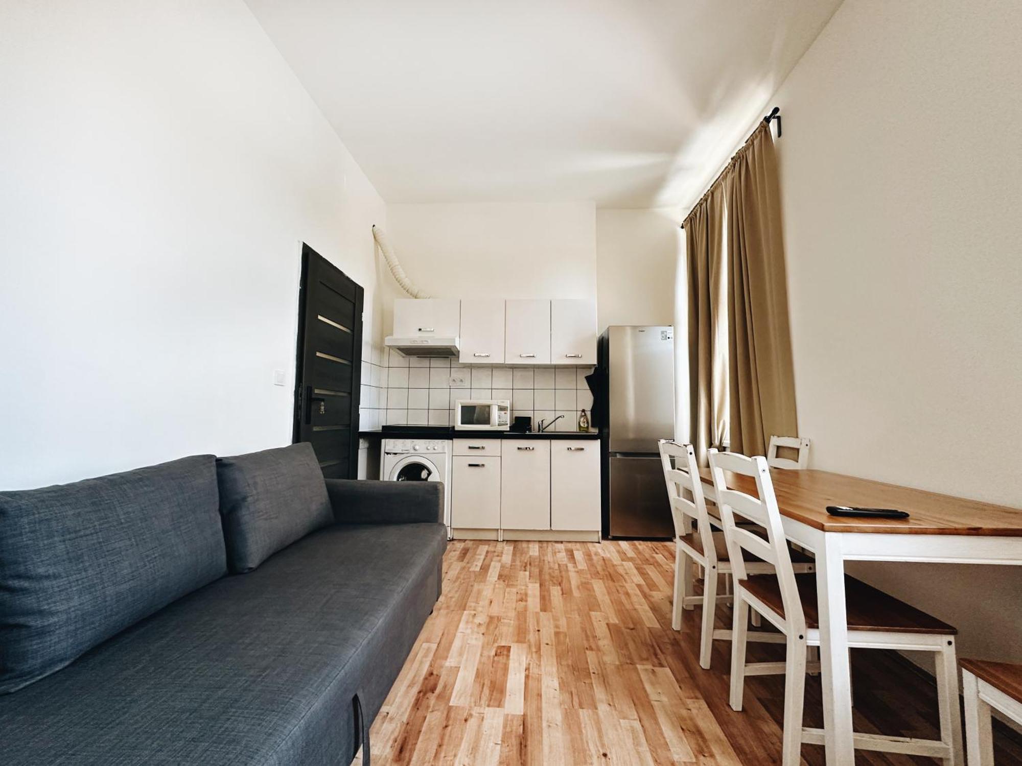 Crimson Charm Apartment ปราก ภายนอก รูปภาพ