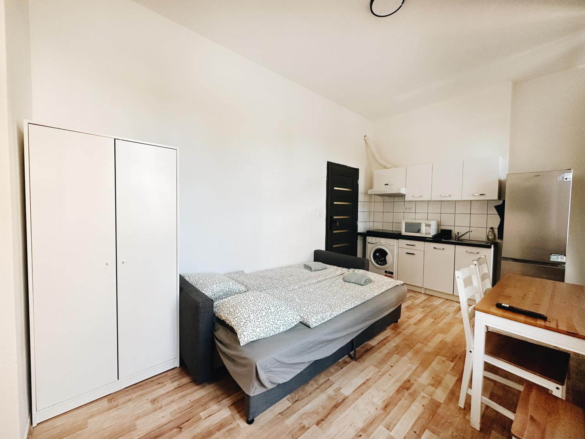 Crimson Charm Apartment ปราก ภายนอก รูปภาพ
